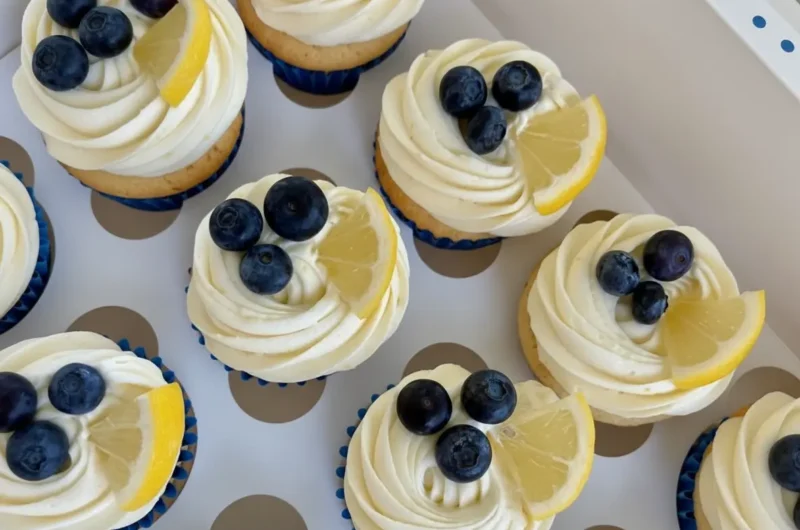 Taste Charm's Ultimate Blueberry Lemon Cupcakes: A Zesty Summer Delight!